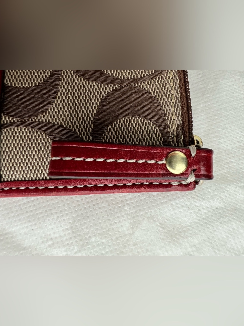 Coach Brown Signature Canvas with Red Leather Trim Key & Card Holder - Picture 8 of 11